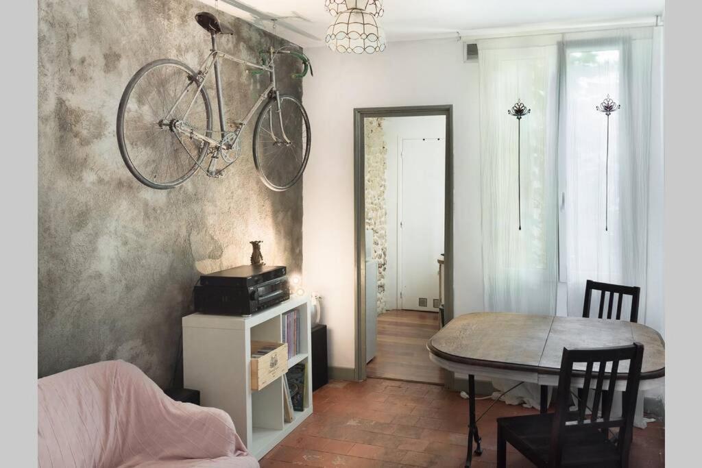 Tour De France Historique Et Chateaux De Loire Orléans Eksteriør billede